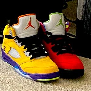 Red and yellow Jordan’s size 7